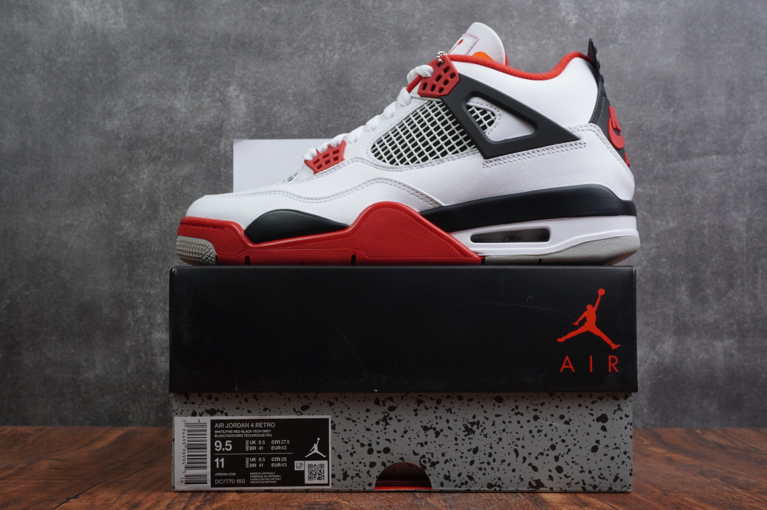 Jordan 4 Retro Fire Red 2020