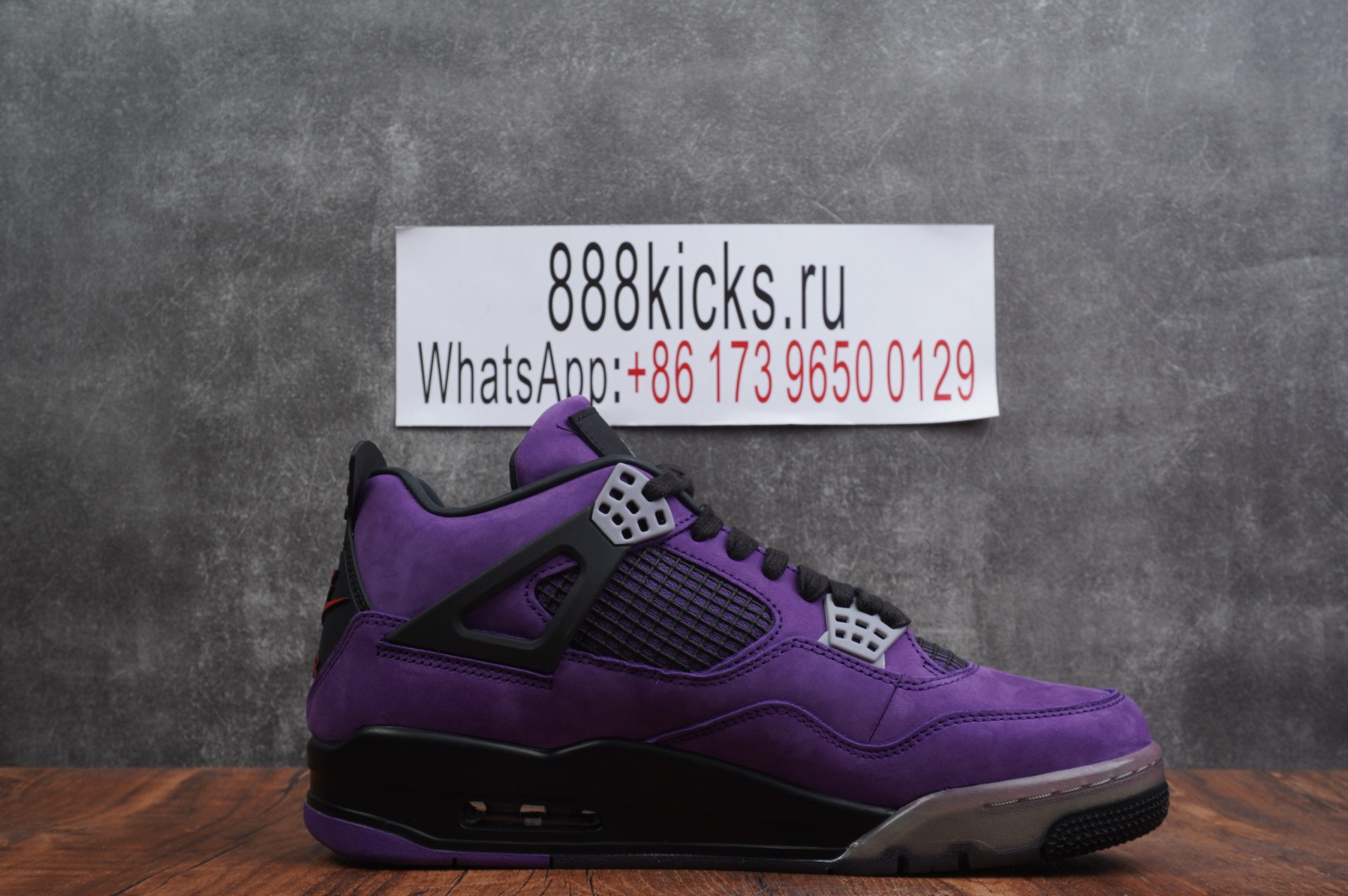 Air Jordan 4 F&F Purple