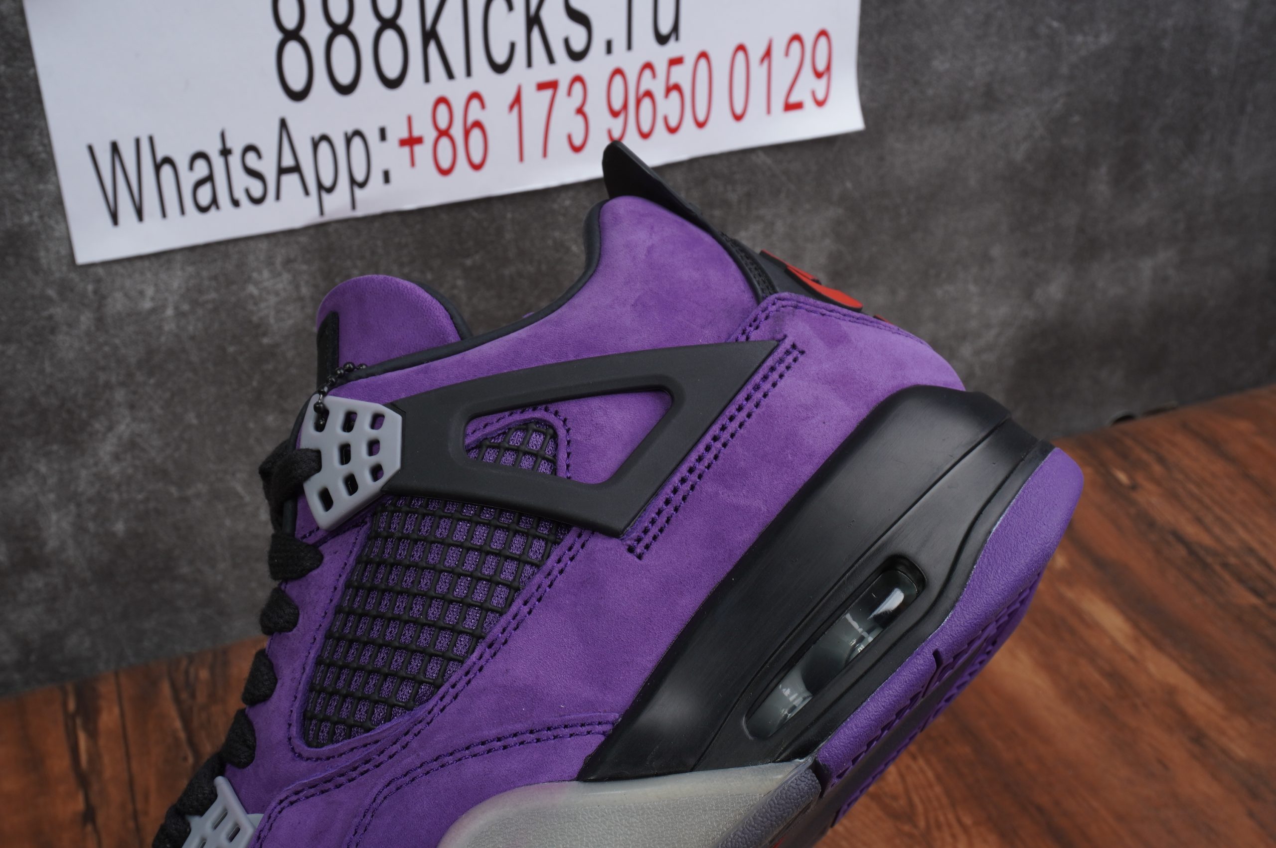 Air Jordan 4 F&F Purple