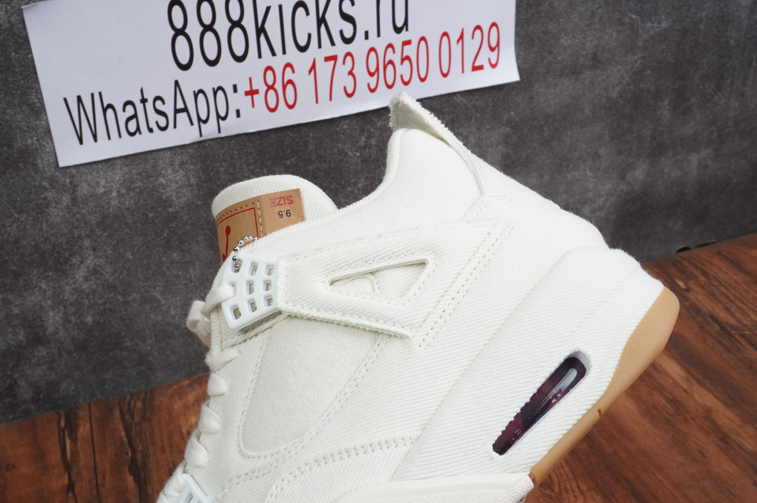 Jordan 4 Retro Levi’s White