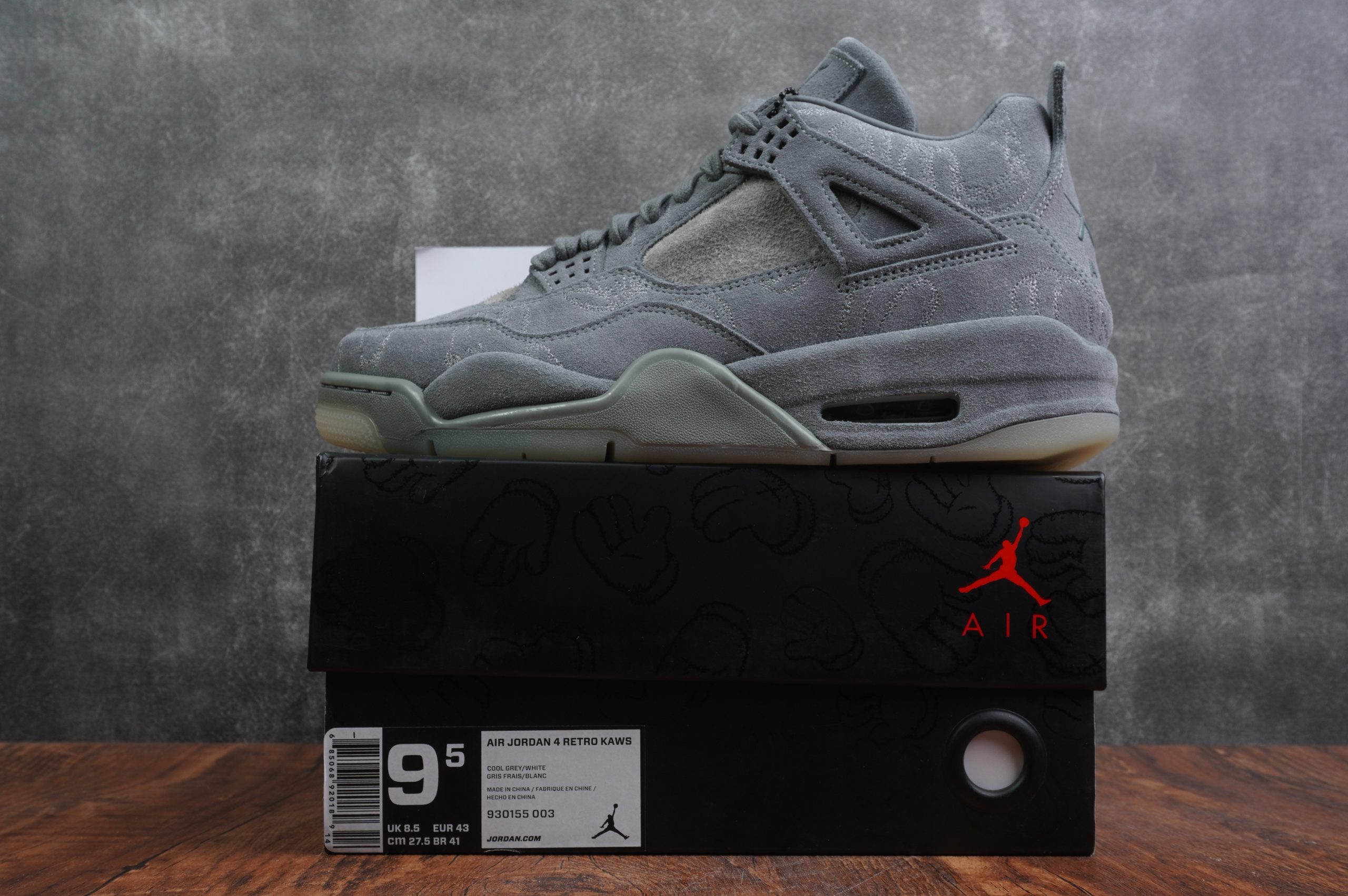 Jordan 4 Retro Kaws