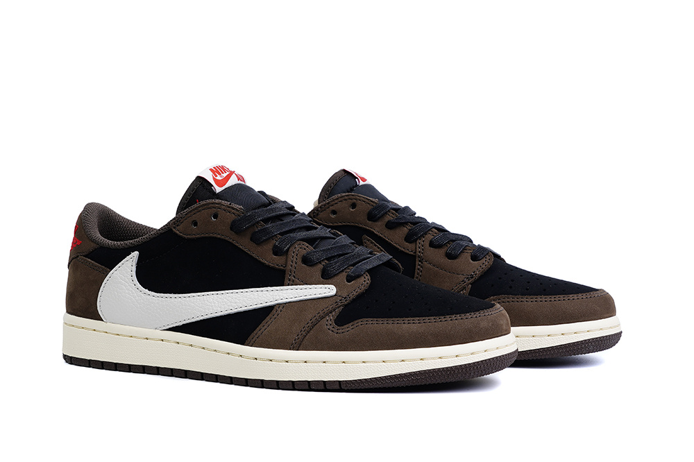 Jordan 1 Retro Low OG SP Travis Scott Brown