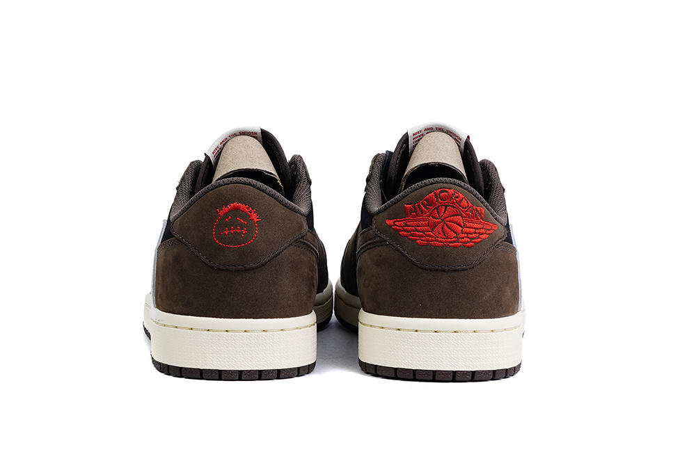 Jordan 1 Retro Low OG SP Travis Scott Brown