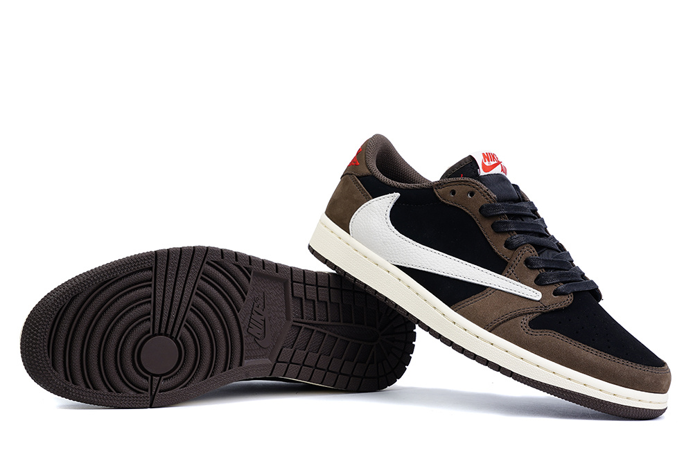 Jordan 1 Retro Low OG SP Travis Scott Brown