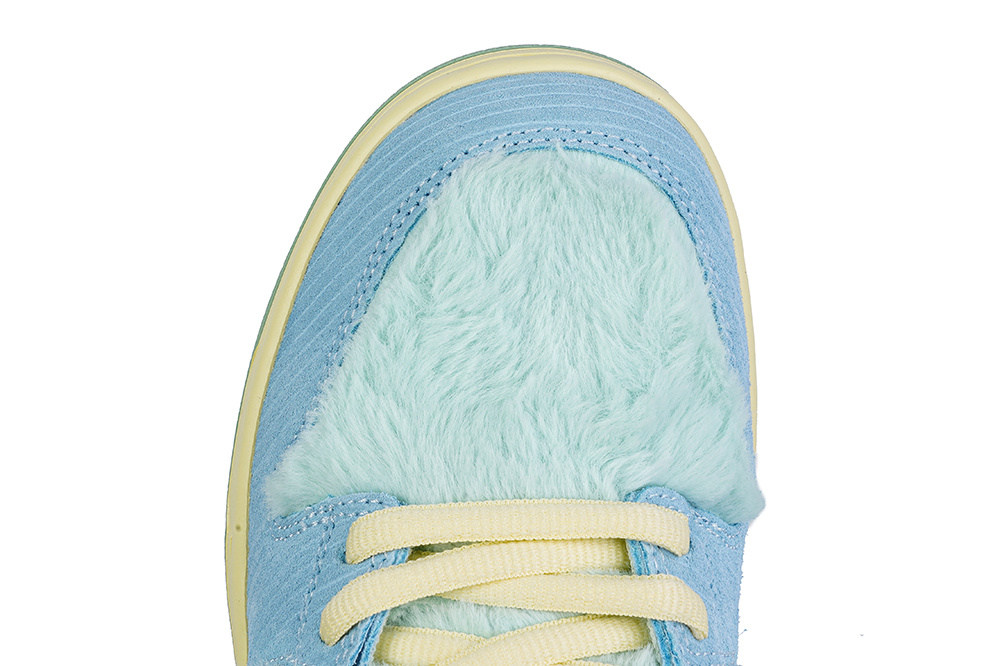 VERDY x Nike SB Dunk Low Visty