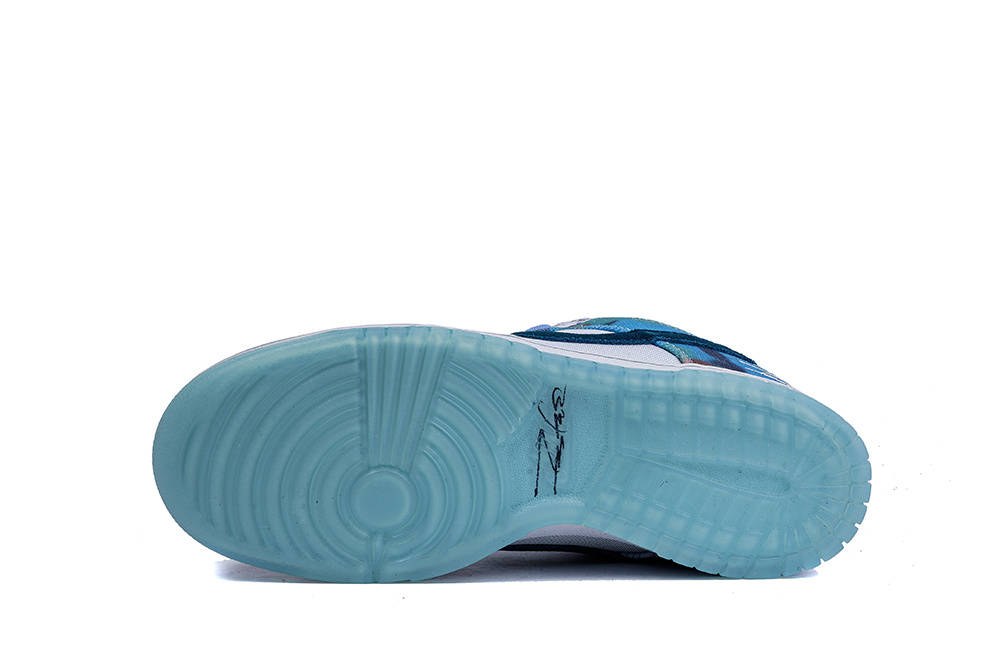Nike SB Dunk Low Pro Futura